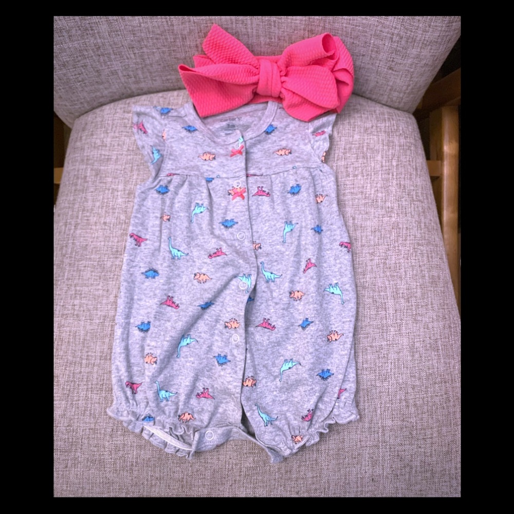 🌸 Baby romper, 3Months 🦕